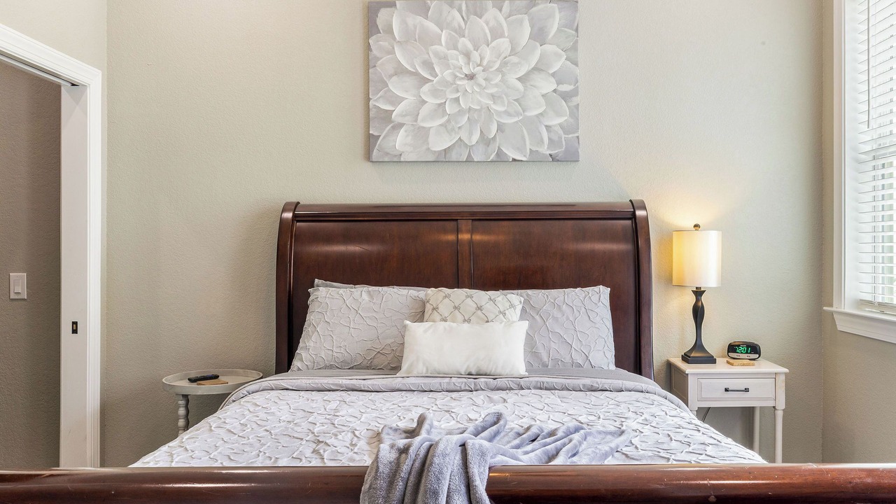 Photo of Bedroom in Mary Esther