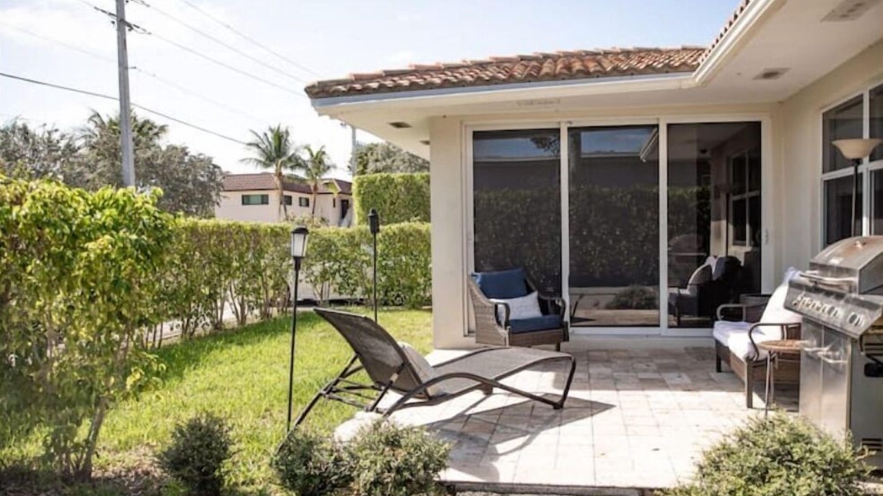 Photo of Patio Balcony in Lauderdale-by-the-Sea