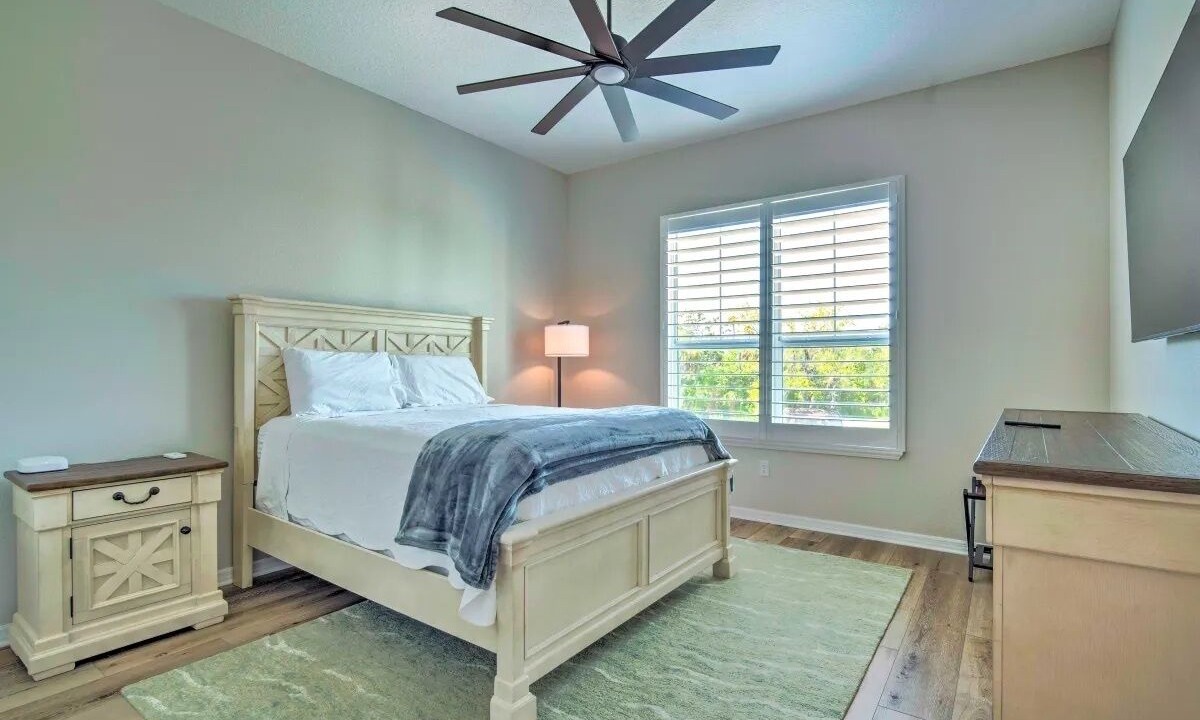 Photo of Bedroom in Homosassa
