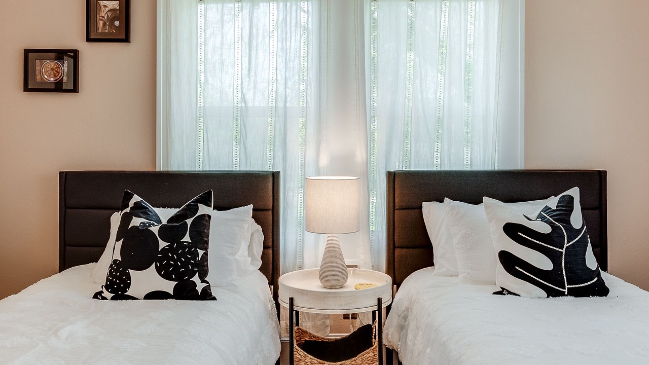 Photo of Bedroom in Hapeville