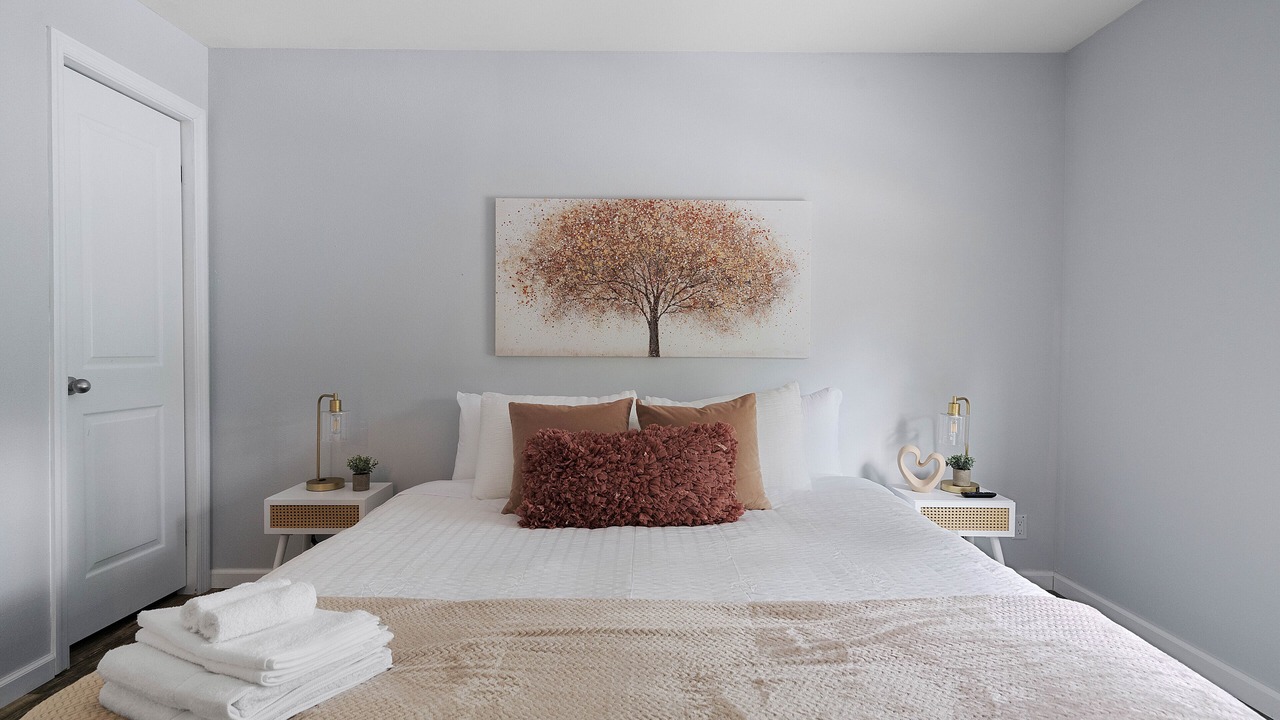 Photo of Bedroom in Moon Lake Estates