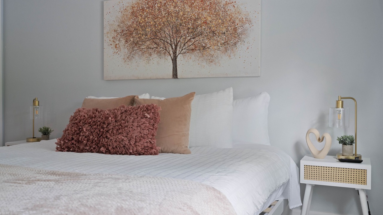 Photo of Bedroom in Moon Lake Estates