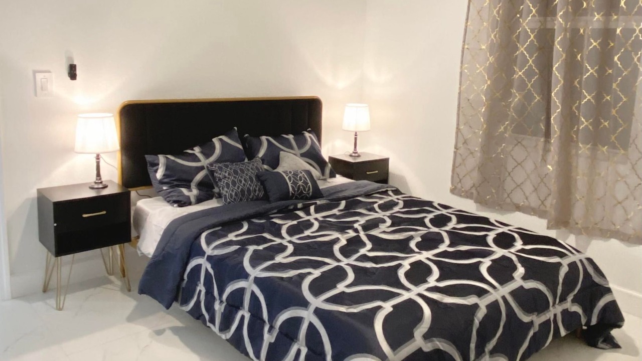 Photo of Bedroom in Sunshine