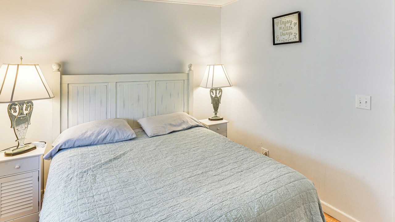 Photo of Bedroom in Nettles Island