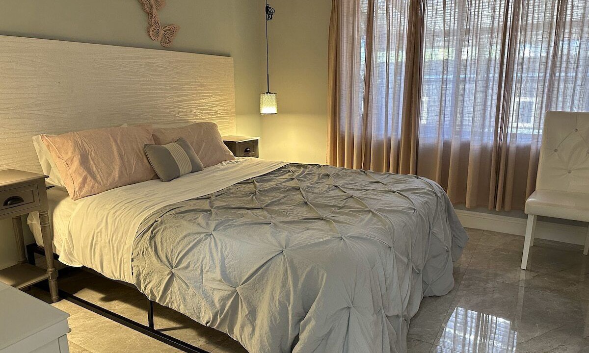 Photo of Bedroom in Survey Creek