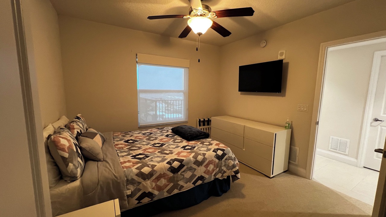 Photo of Bedroom in Ocean View Halifax Estates