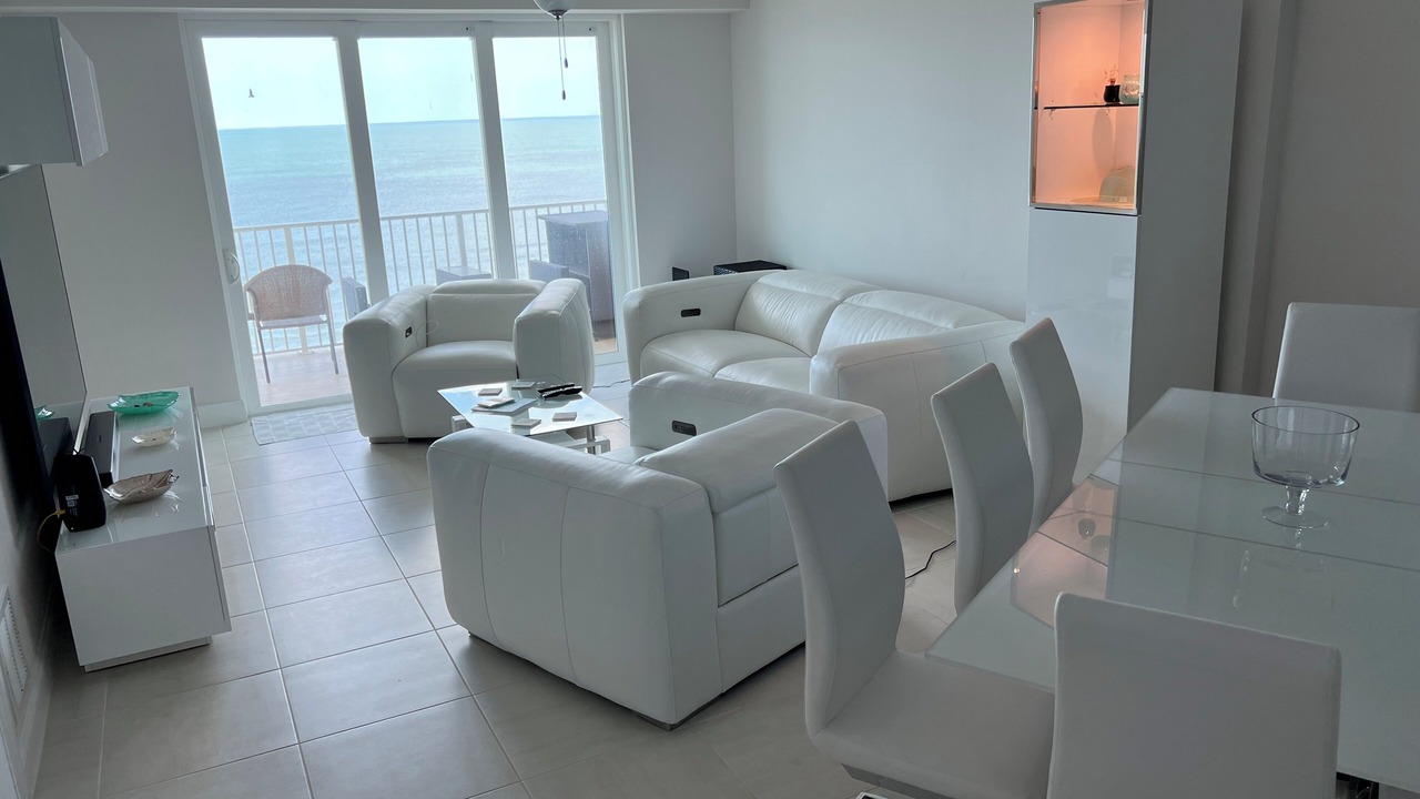 Photo of Livingroom in Ocean View Halifax Estates