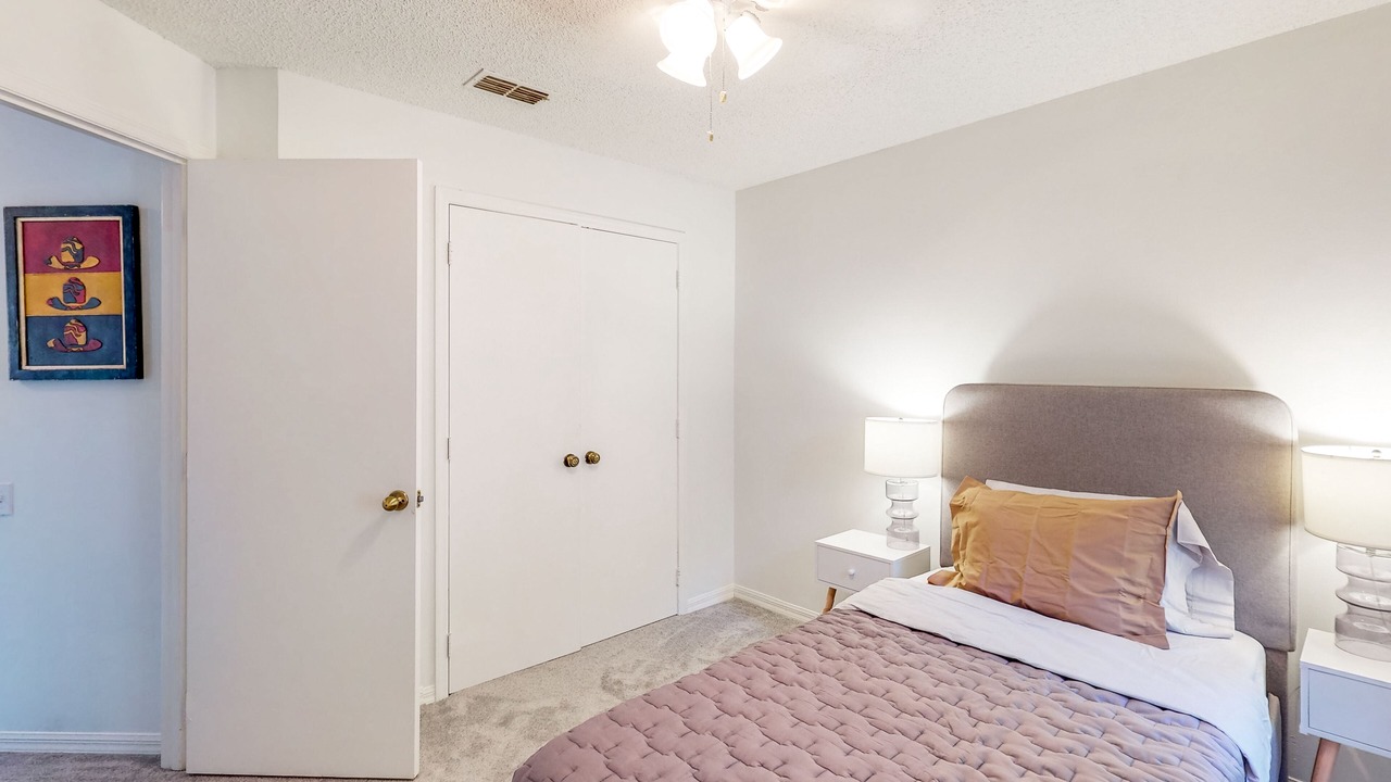 Photo of Bedroom in Casselberry