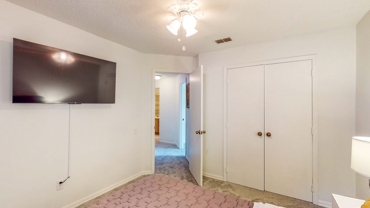 Photo of Bedroom in Casselberry