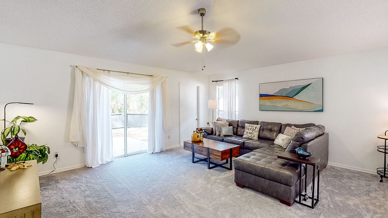 Photo of Livingroom in Casselberry