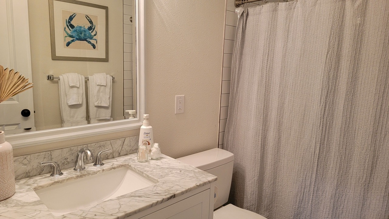 Photo of Bathroom in Bay Colony