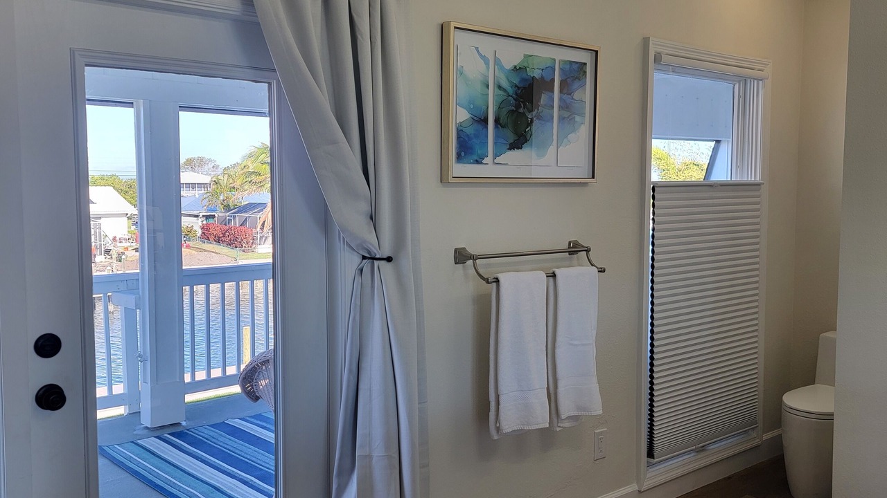 Photo of Bathroom in Bay Colony