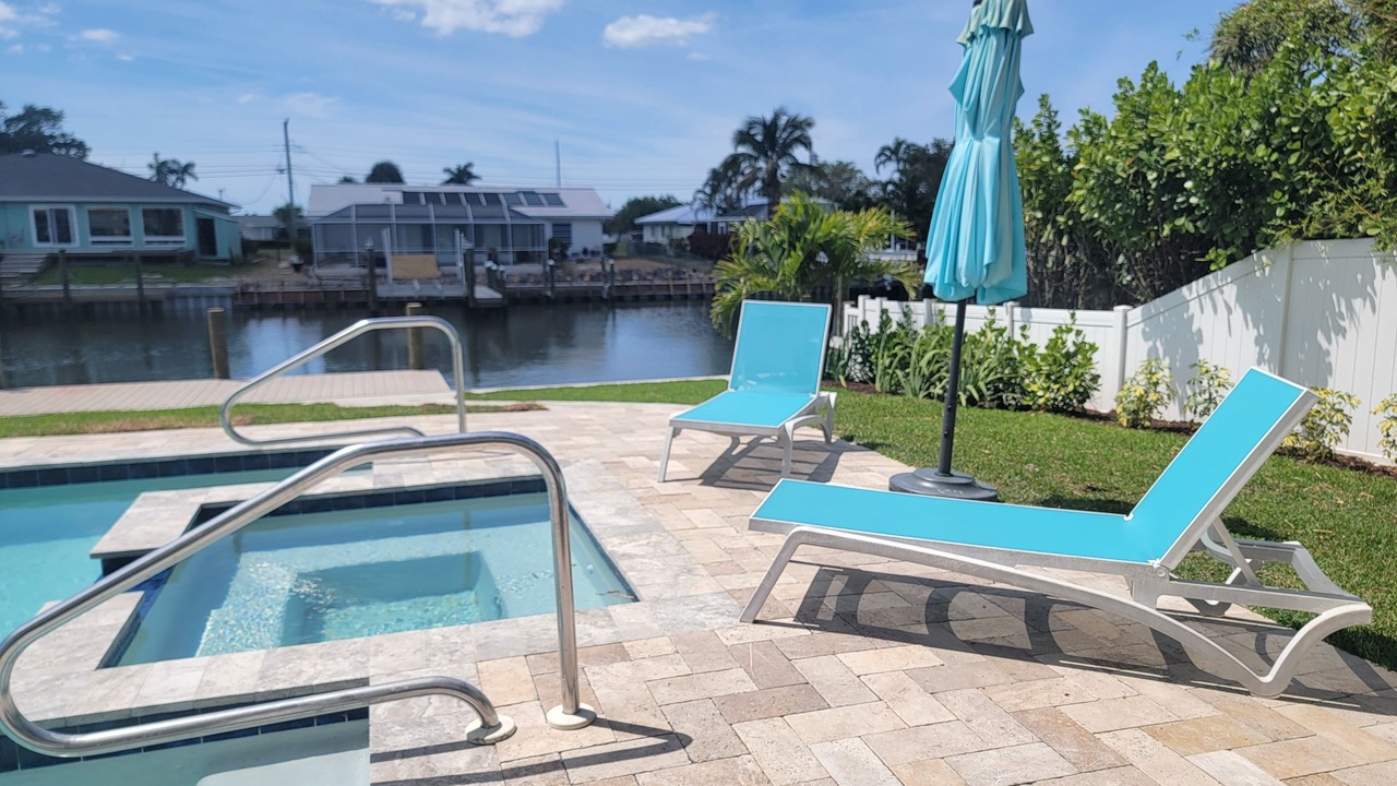 Photo of Outdoor in Bay Colony