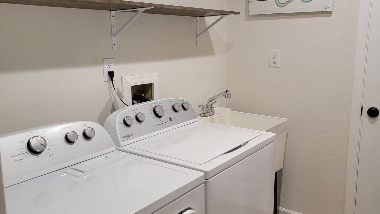 Photo of Bedroom in Bay Colony
