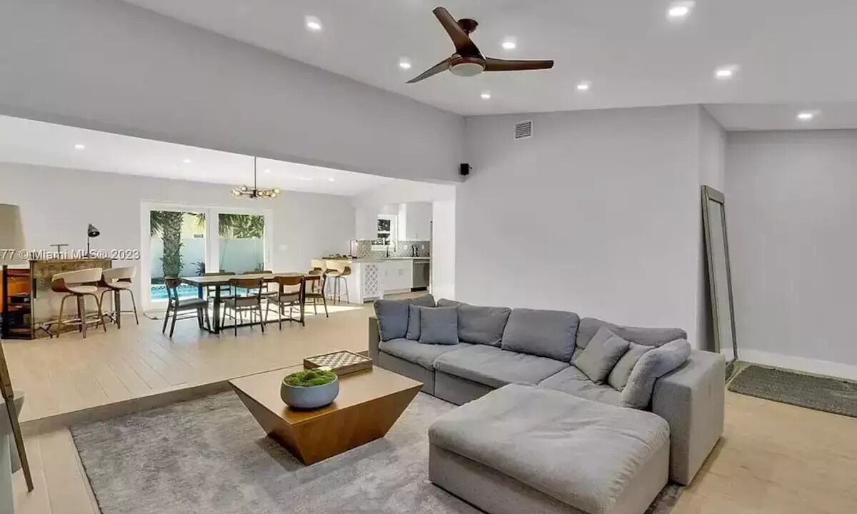 Photo of Livingroom in Boca Raton