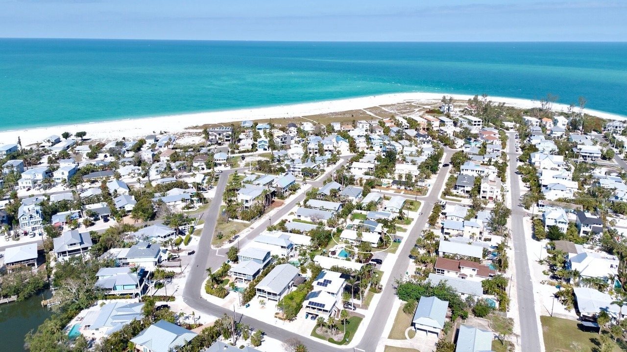 Photo of Others in Anna Maria