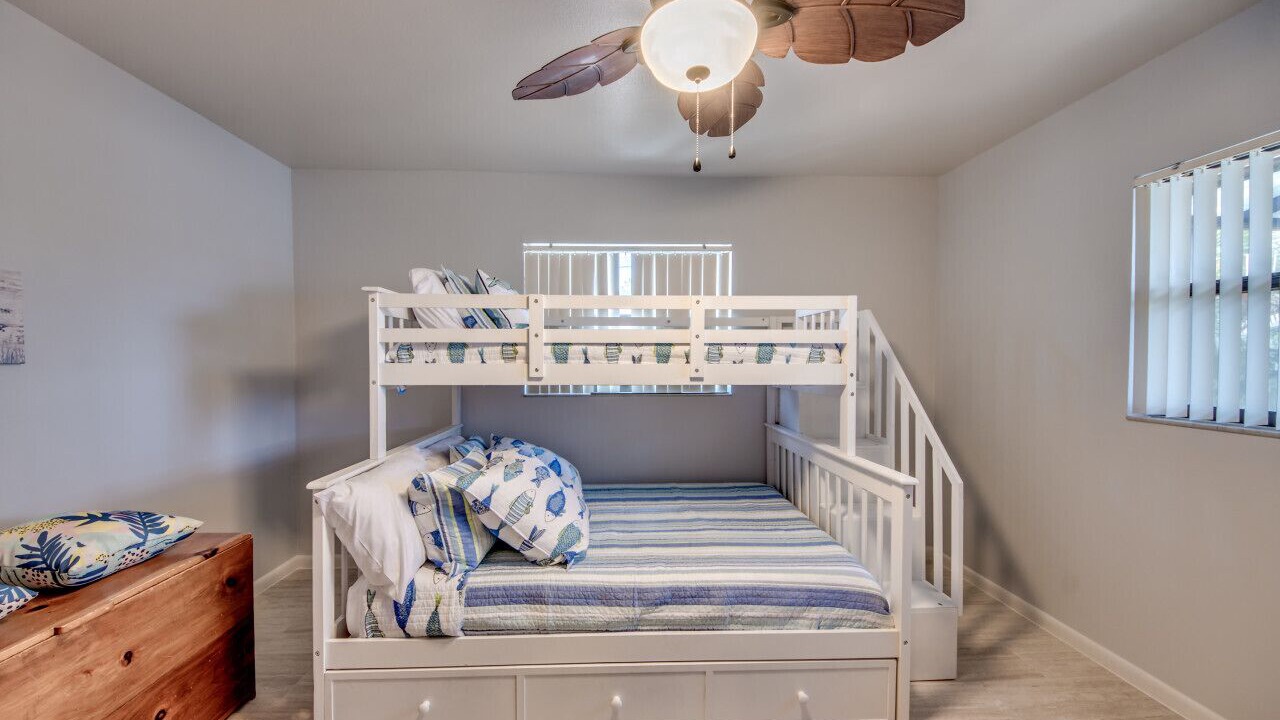 Photo of Bedroom in Caloosahatchee