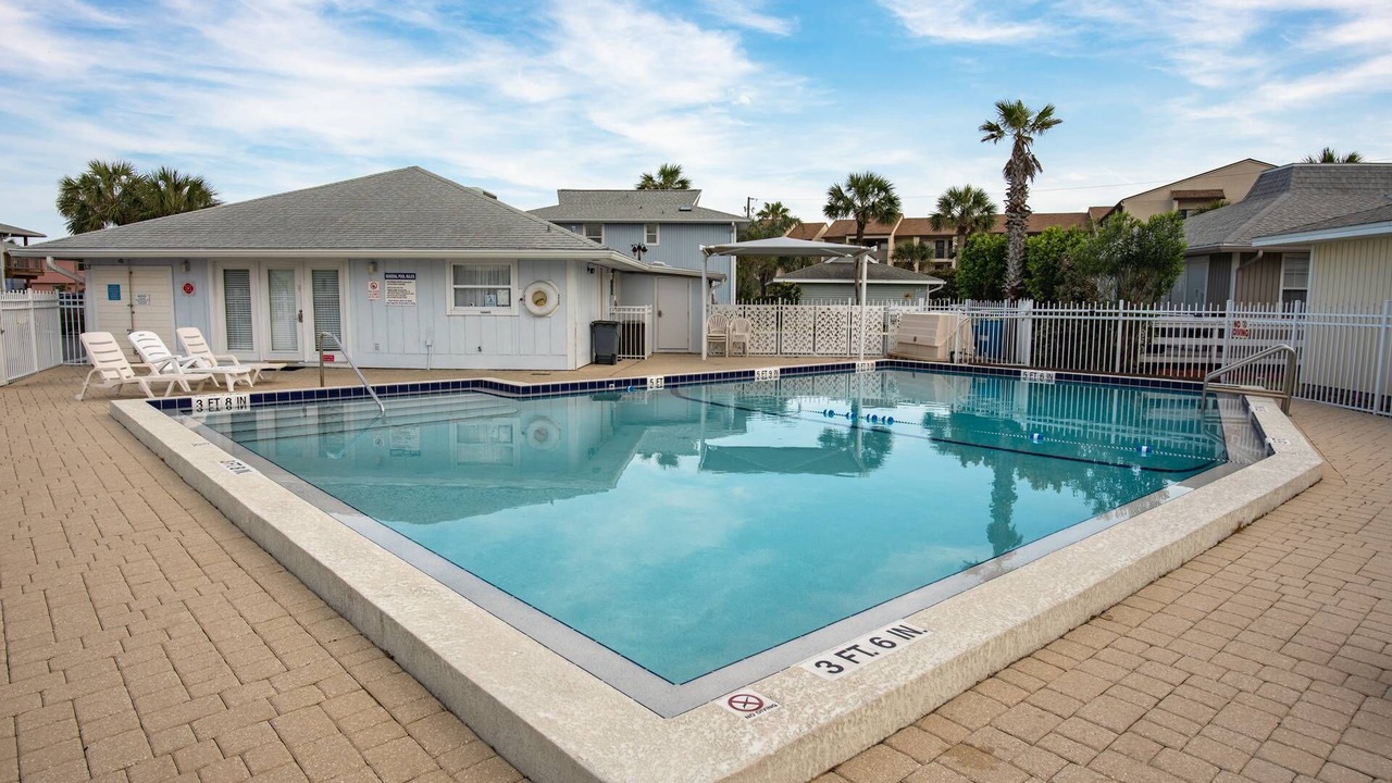 Photo of Outdoor in Surfcrest Village