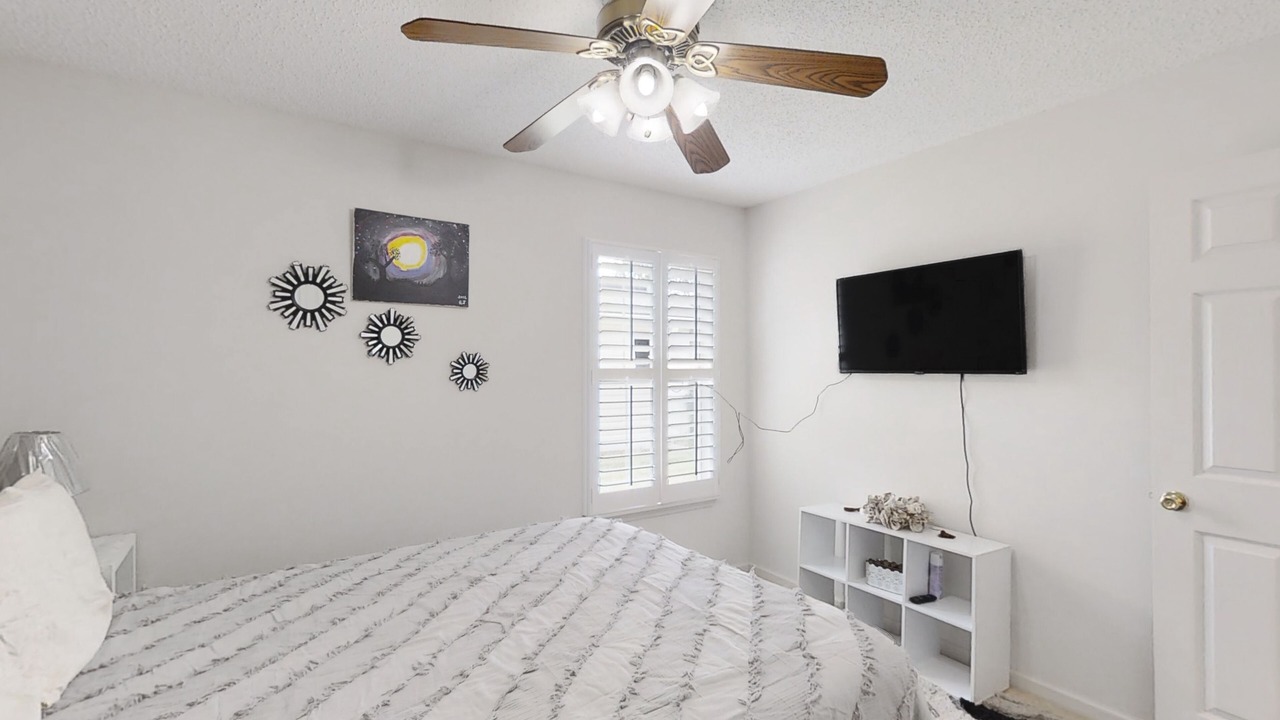 Photo of Bedroom in Westside