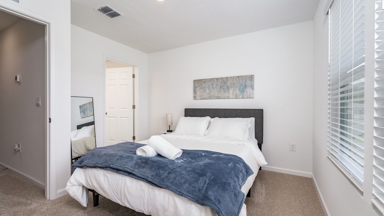 Photo of Bedroom in Baymeadows