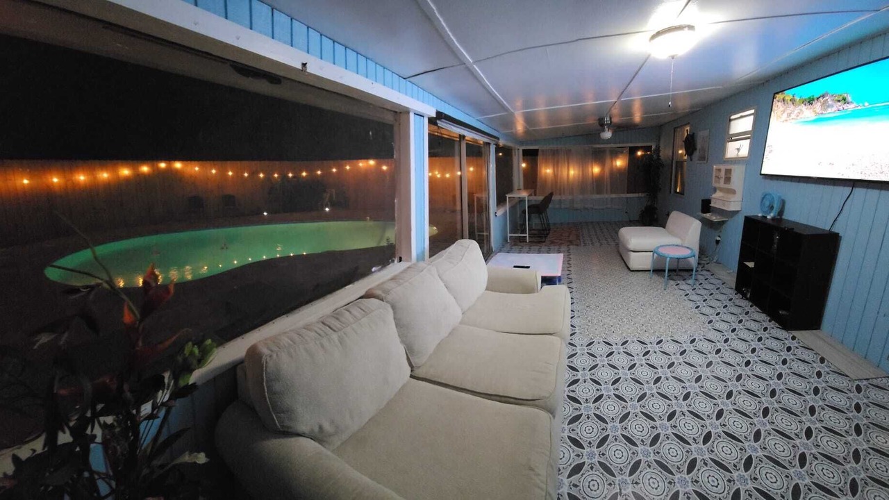 Photo of Livingroom in Murray Hill
