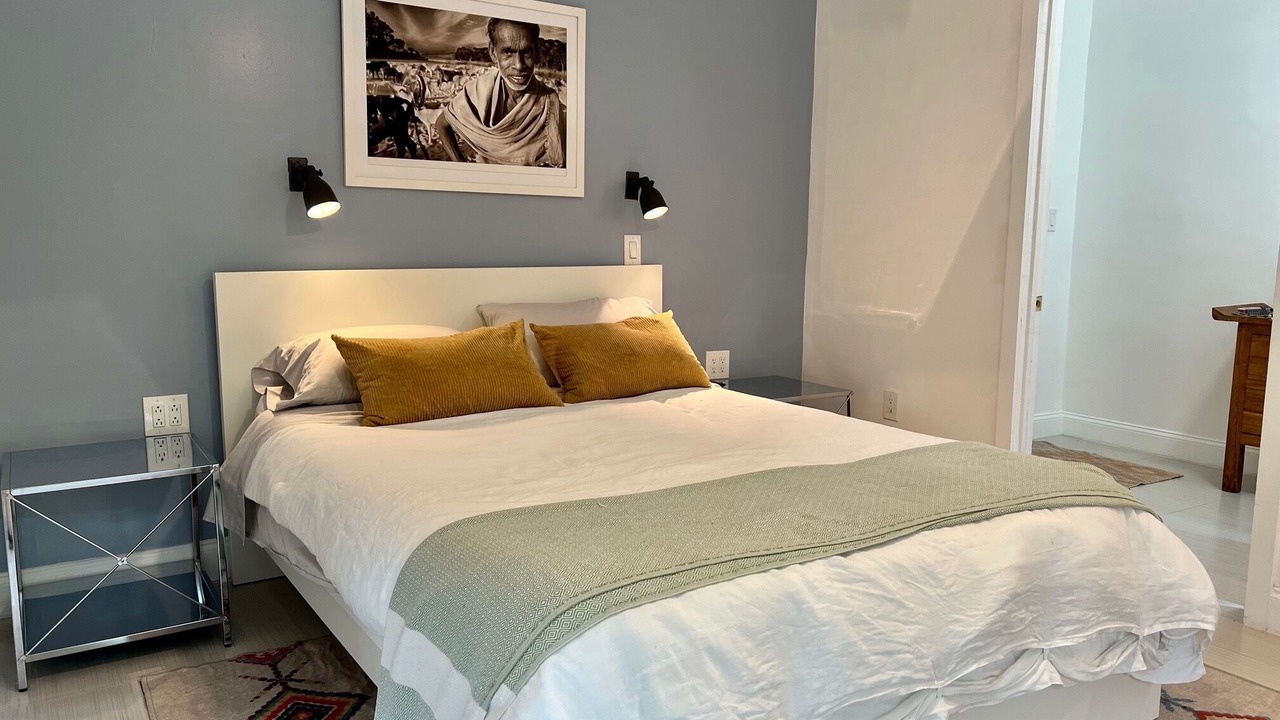 Photo of Bedroom in Allapattah