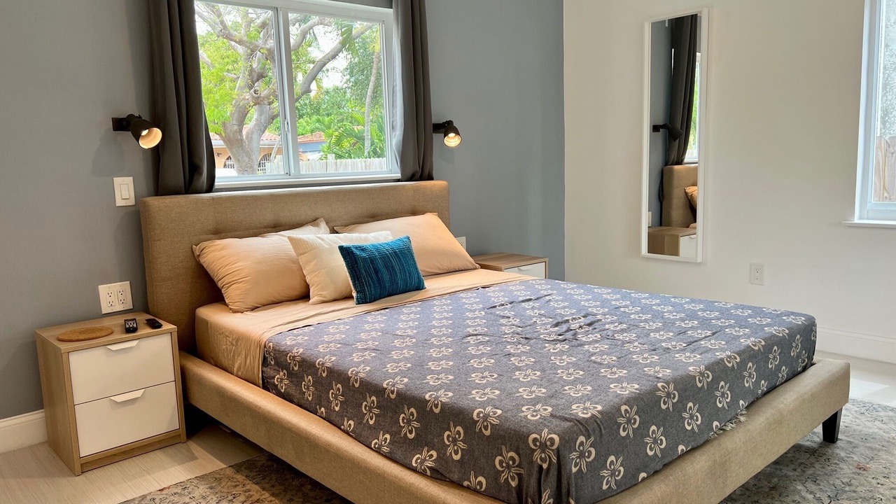 Photo of Bedroom in Allapattah