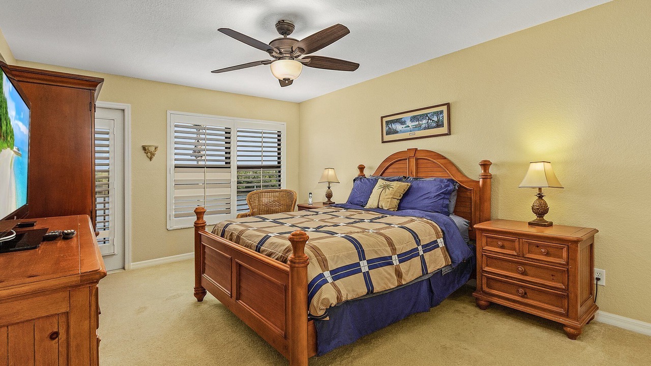 Photo of Bedroom in Bokeelia