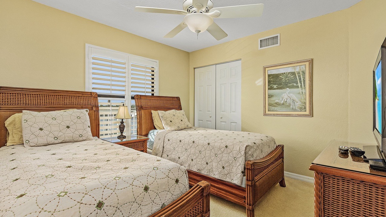 Photo of Bedroom in Bokeelia