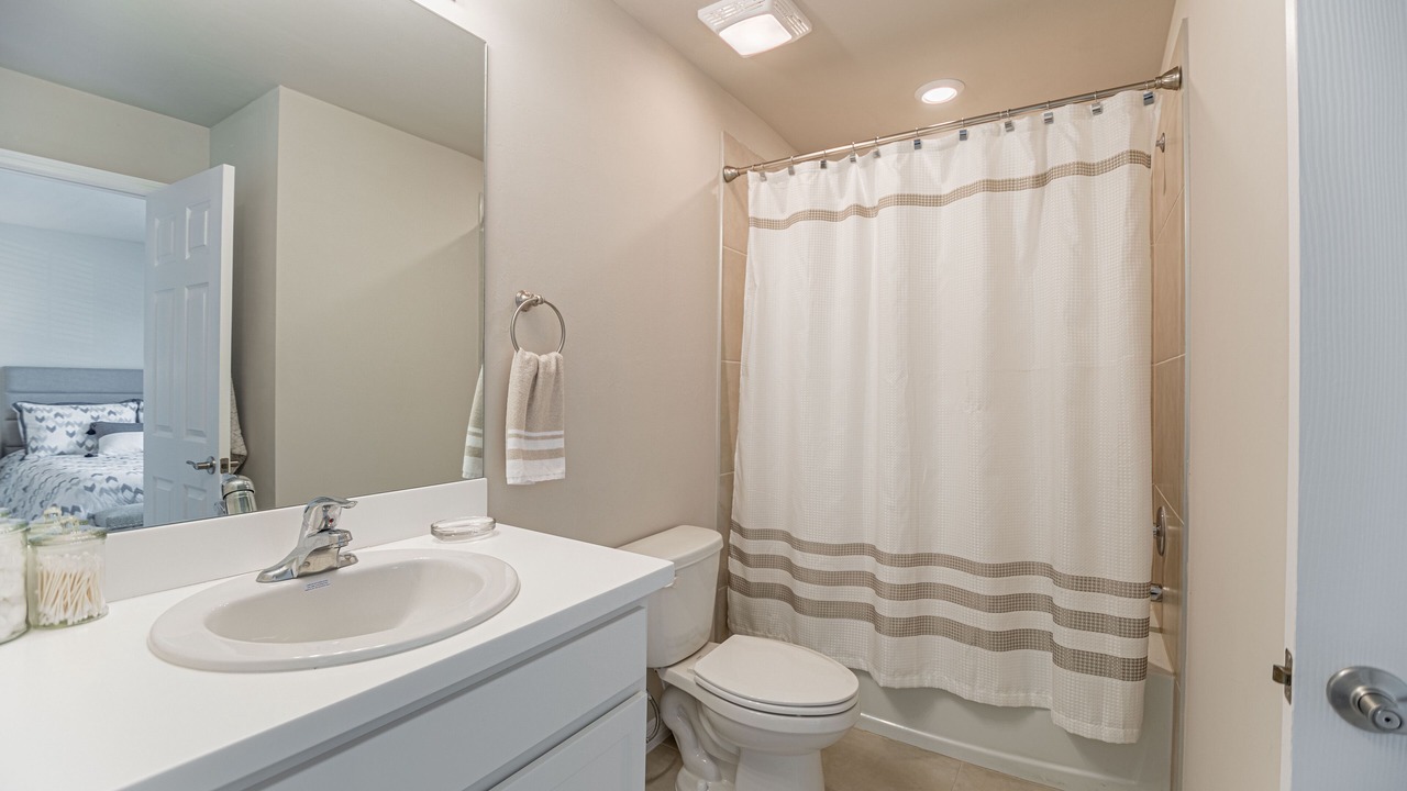 Photo of Bathroom in Naples