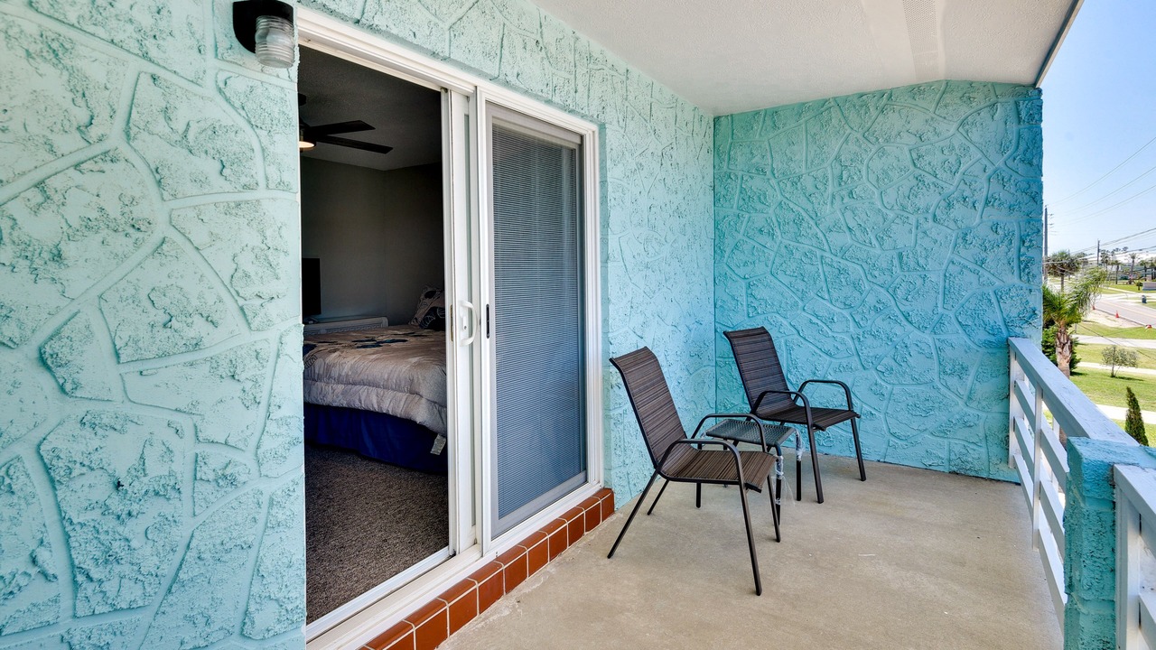 Photo of Patio Balcony in Ocean View Halifax Estates