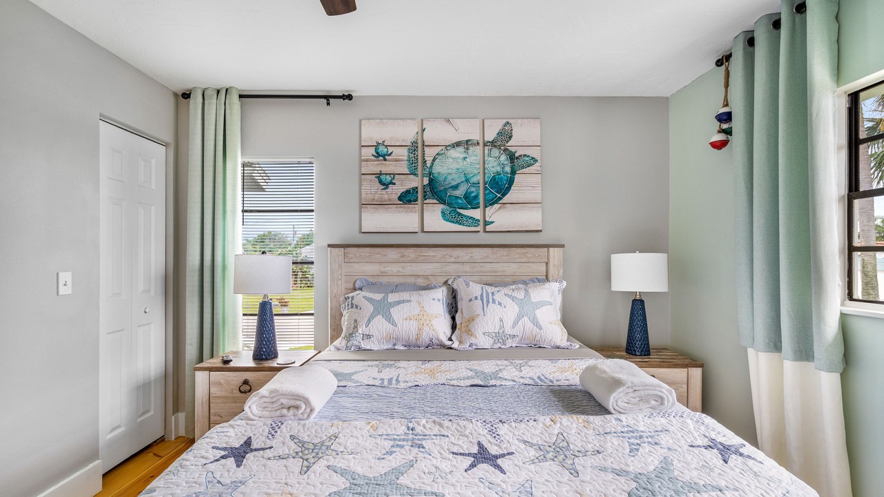 Photo of Bedroom in Bay Colony