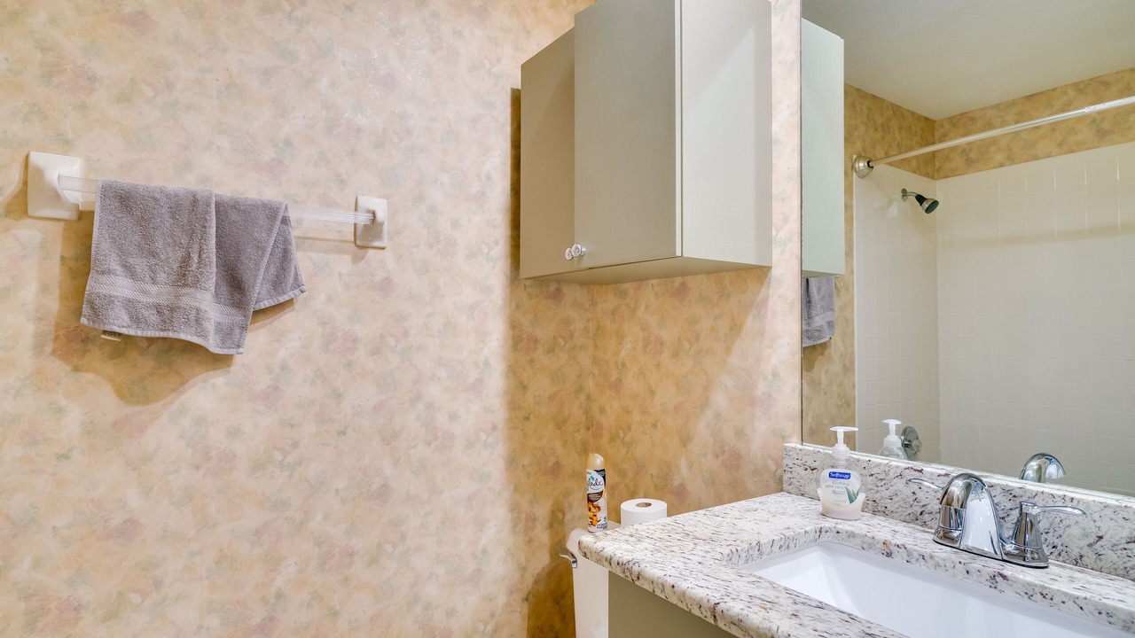 Photo of Bathroom in Herons Glen