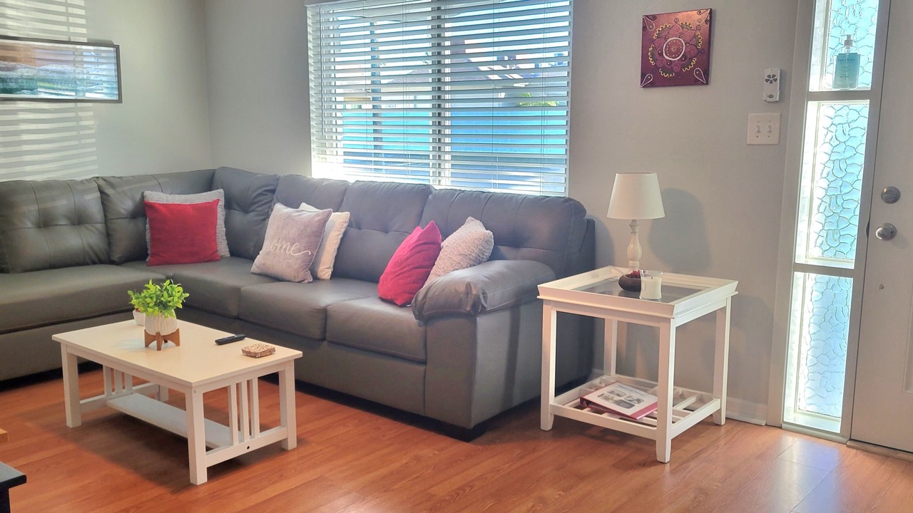 Photo of Livingroom in Tahitian Homes