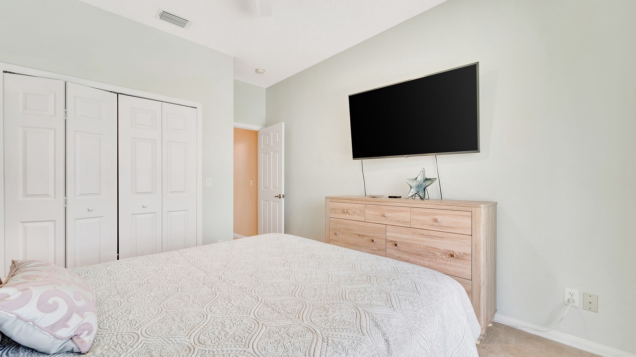 Photo of Bedroom in Herons Glen