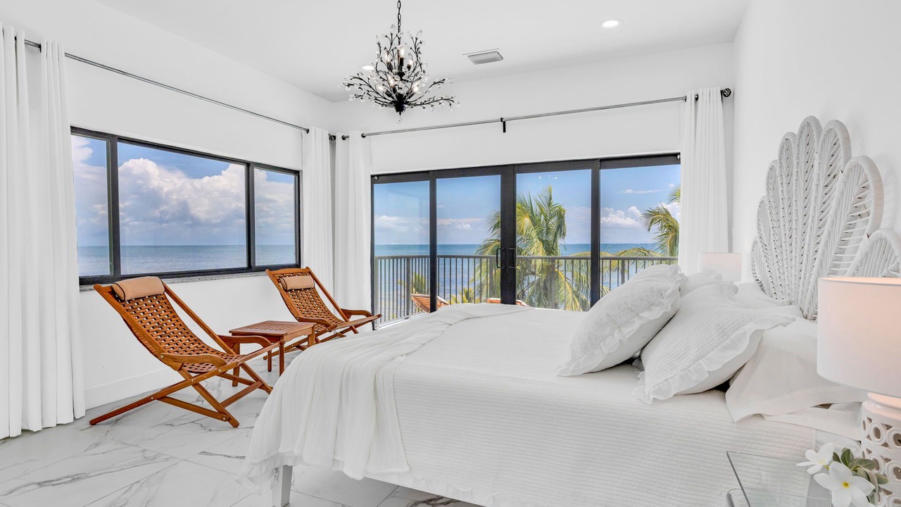 Photo of Bedroom in Marathon