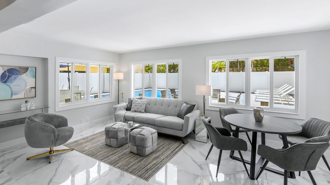 Photo of Bedroom in Lauderdale Beach