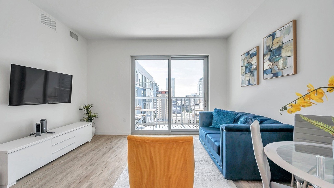 Photo of Livingroom in Channel District
