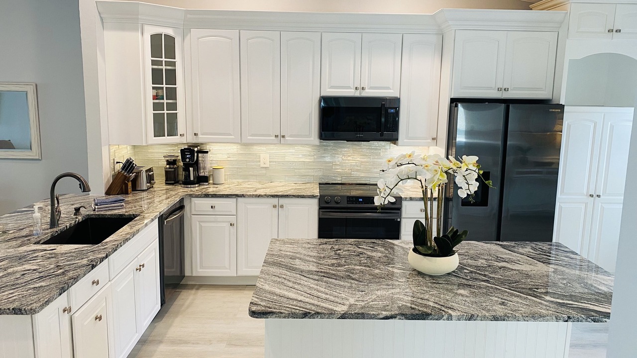 Photo of Kitchen in Vanderbilt Beach