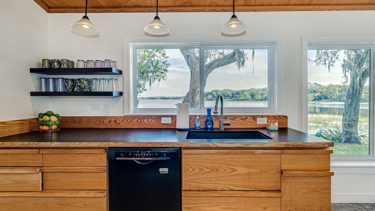 Photo of Kitchen in Crooked Lake