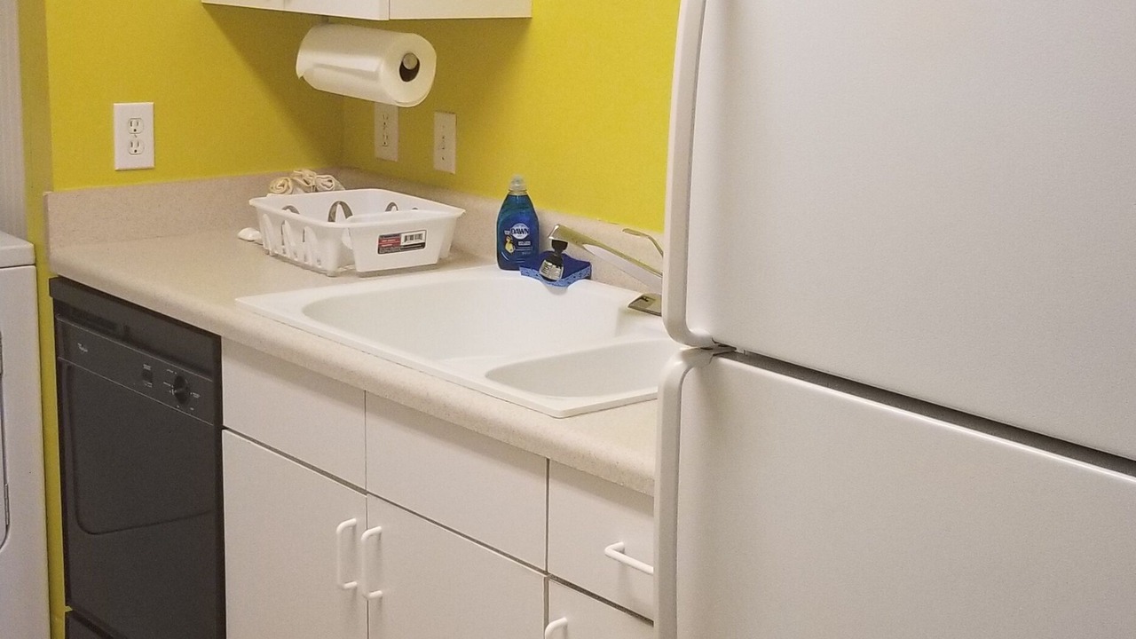 Photo of Kitchen in Weeki Wachee Gardens