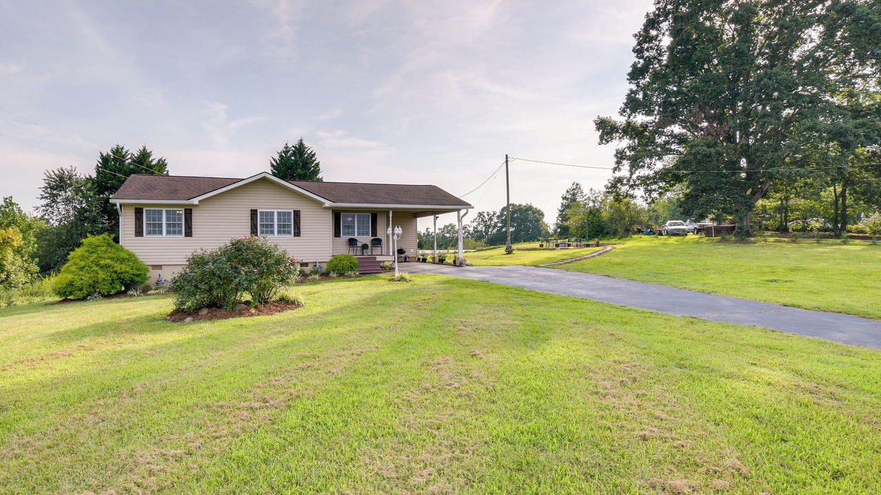 Photo of Outdoor in Mill Spring