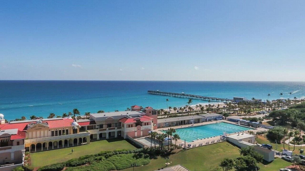Photo of Outdoor in Parrot Cove