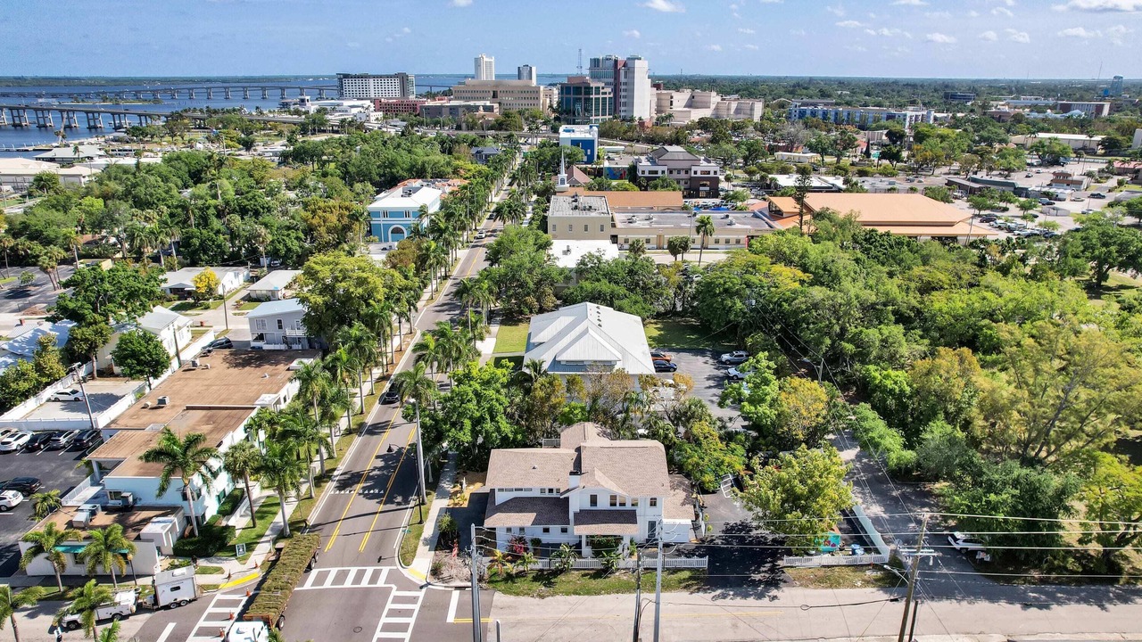 Photo of Outdoor in Fort Myers River District