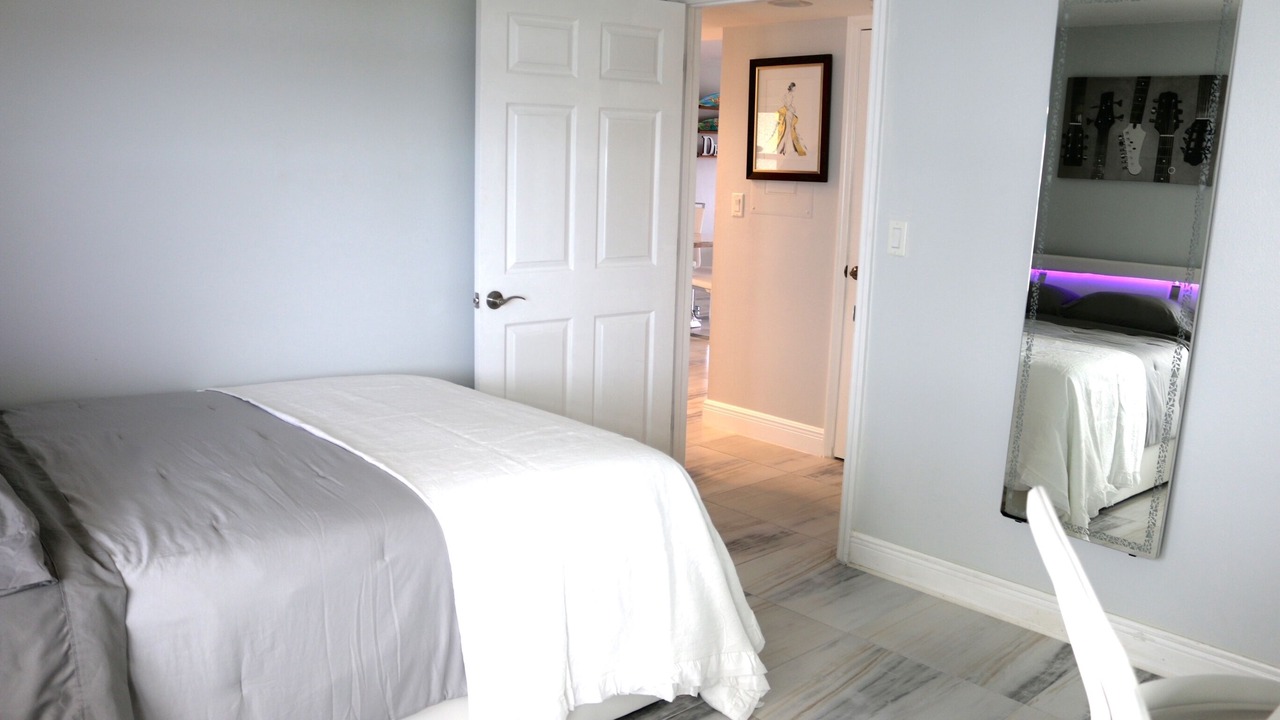 Photo of Bedroom in Bradenton