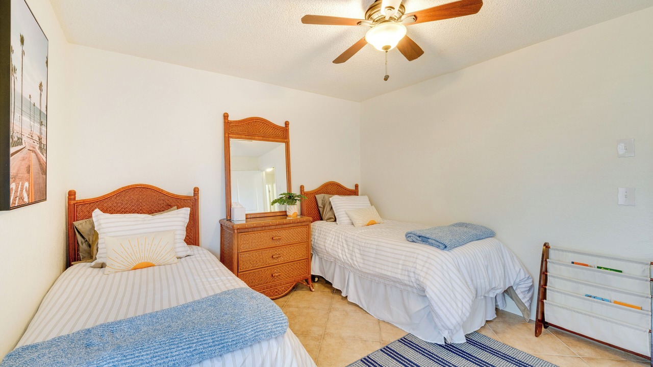 Photo of Bedroom in Cypress Gardens
