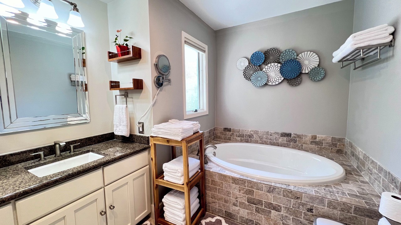 Photo of Bathroom in Palm Valley