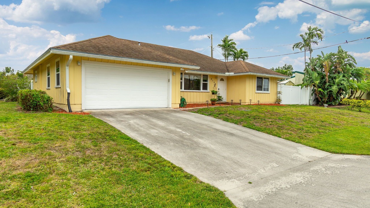 Photo of Outdoor in North Palm Beach Heights