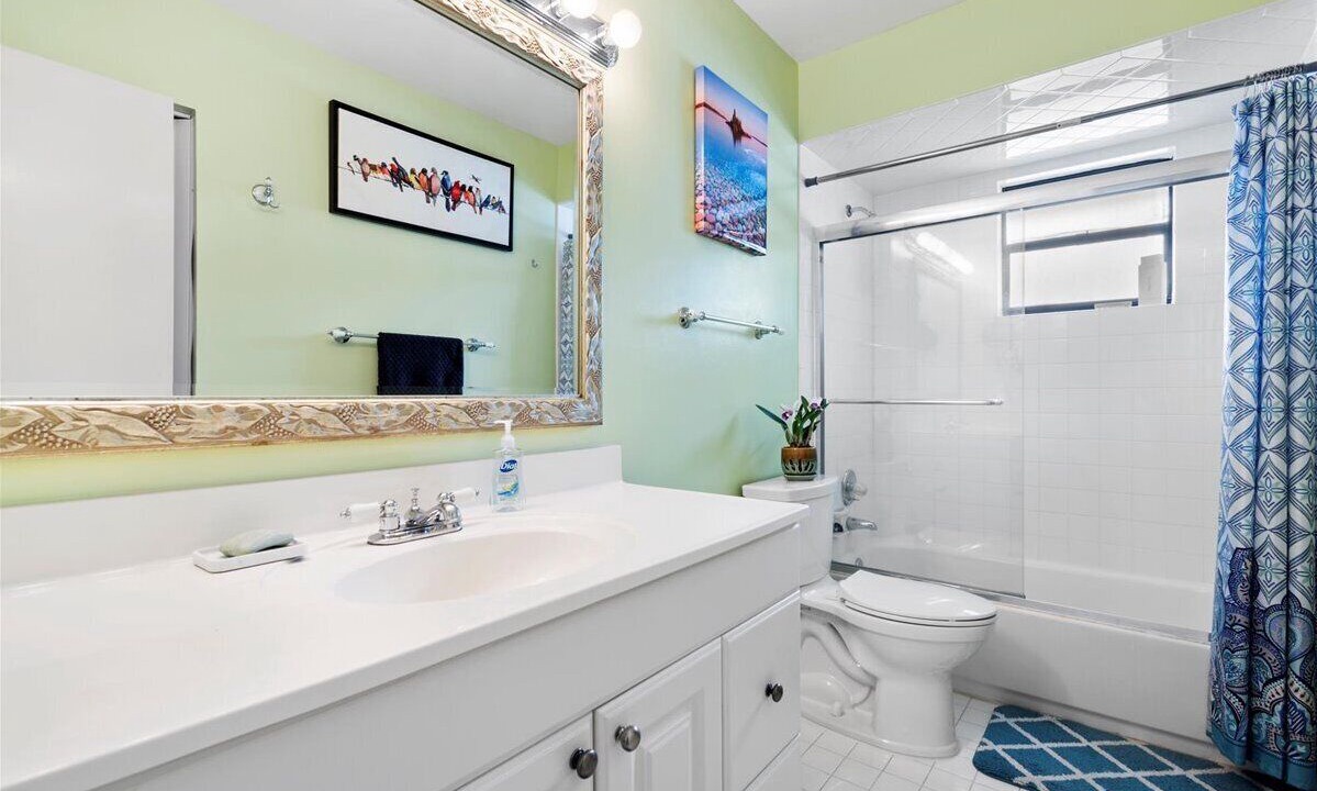 Photo of Bathroom in North Palm Beach Heights