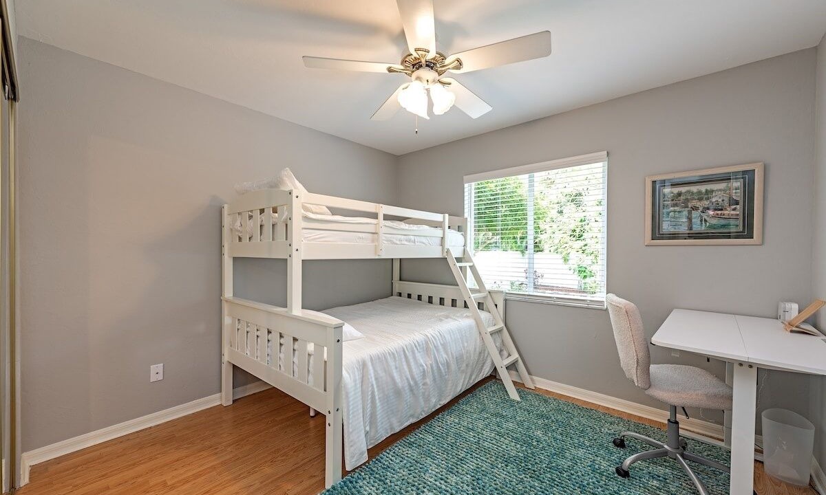 Photo of Bedroom in Willoughby Acres